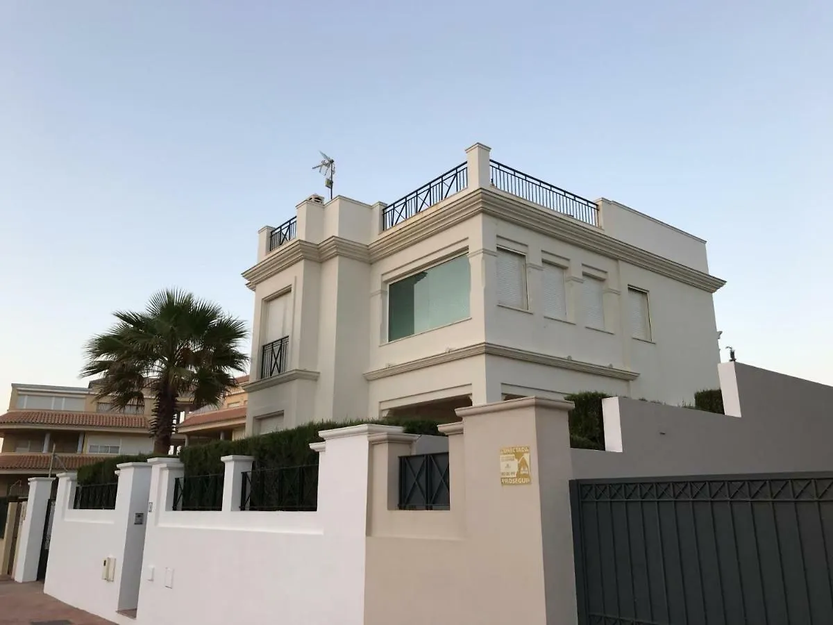 Villa Canela With Heated Pool, Piscina Climatizada Isla Canela